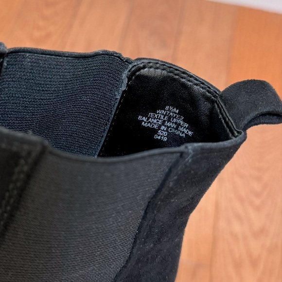 Nine West Pointed Toe Faux Suede Booties Black Size 8.5 - Picture 11 of 12